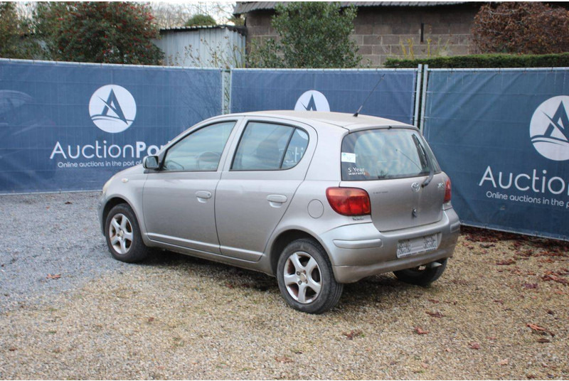 Toyota Yaris - Седан: слика 3 Toyota Yaris - Седан: слика 3