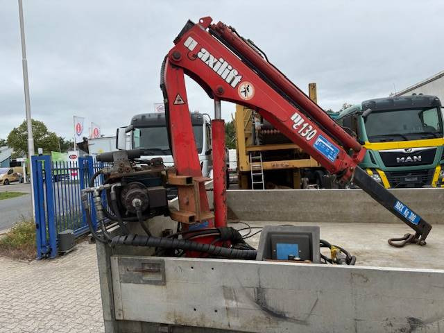 Unimog U600 - Камион со кран: слика 4 Unimog U600 - Камион со кран: слика 4