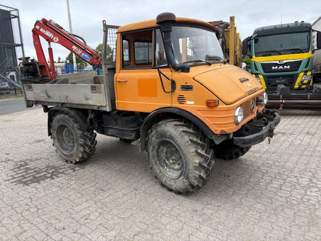 Unimog U600 - Камион со кран: слика 3 Unimog U600 - Камион со кран: слика 3