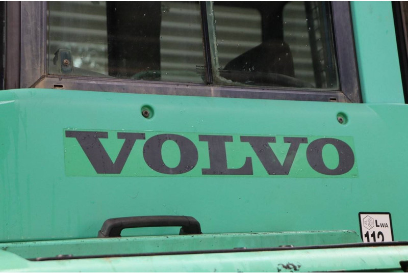 Истоварувач Volvo A40D: слика 13