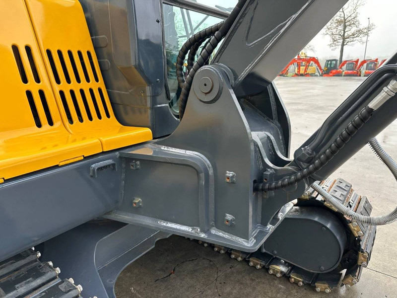 Багер гасеничар Volvo EC55D: слика 17