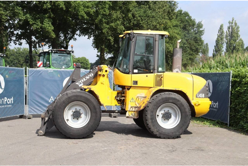 Volvo L45B-TP - Натоварувач на тркала: слика 1 Volvo L45B-TP - Натоварувач на тркала: слика 1