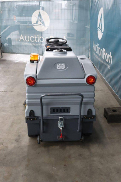 Westfield S1250 - Возило за метење: слика 5 Westfield S1250 - Возило за метење: слика 5