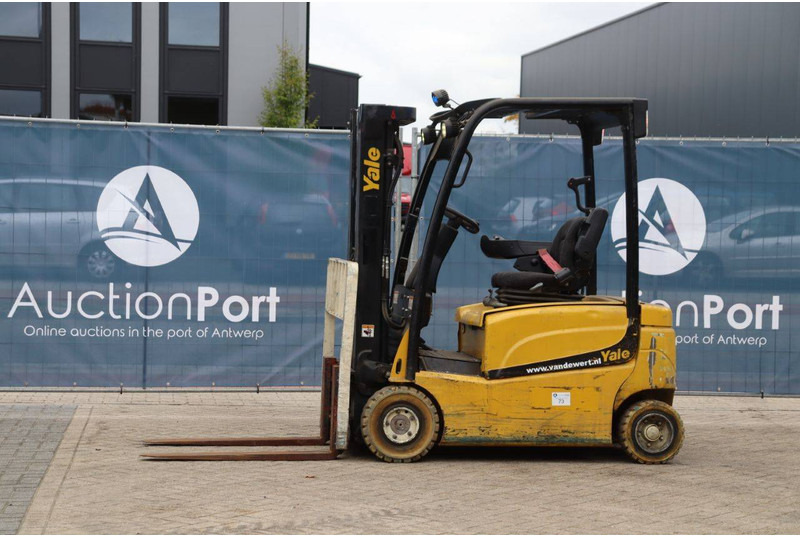 Yale ERP16VF - Електричен вилушкар: слика 1 Yale ERP16VF - Електричен вилушкар: слика 1