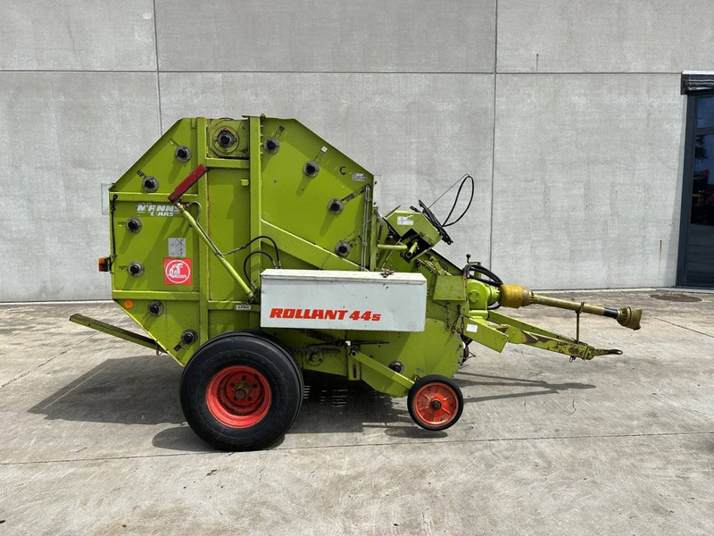 Земјоделска машина Claas Rollant 44S: слика 7