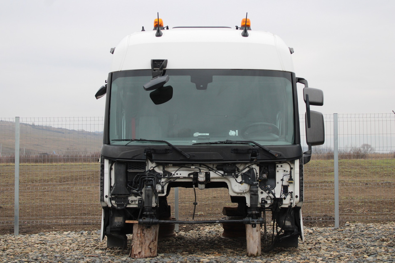 CABINA RENAULT T SLEEPER - Кабина за Камион: слика 1 CABINA RENAULT T SLEEPER - Кабина за Камион: слика 1