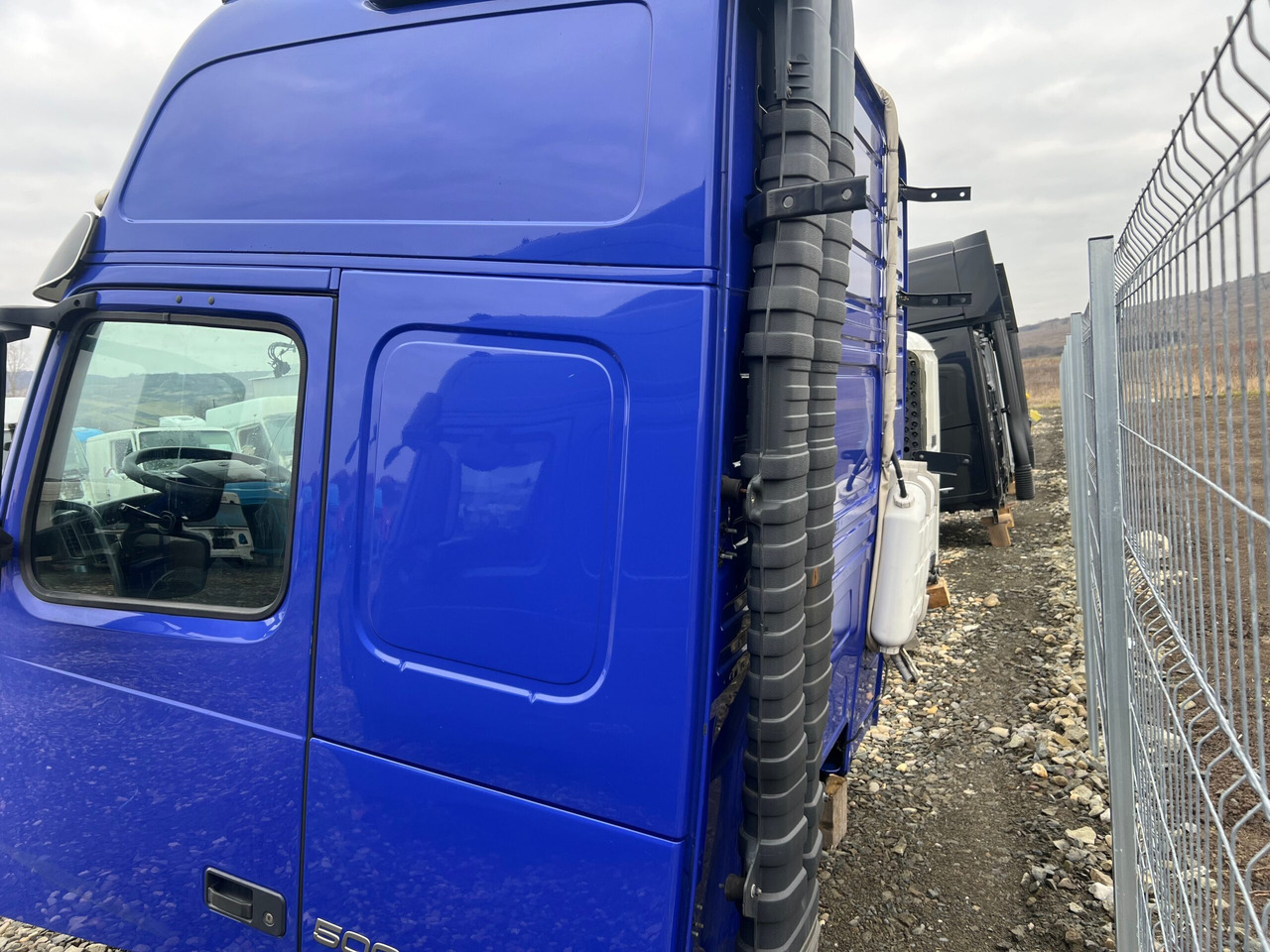 CABINA VOLVO FH13 GLOBETROTTER L2H3 - Кабина за Камион: слика 5 CABINA VOLVO FH13 GLOBETROTTER L2H3 - Кабина за Камион: слика 5