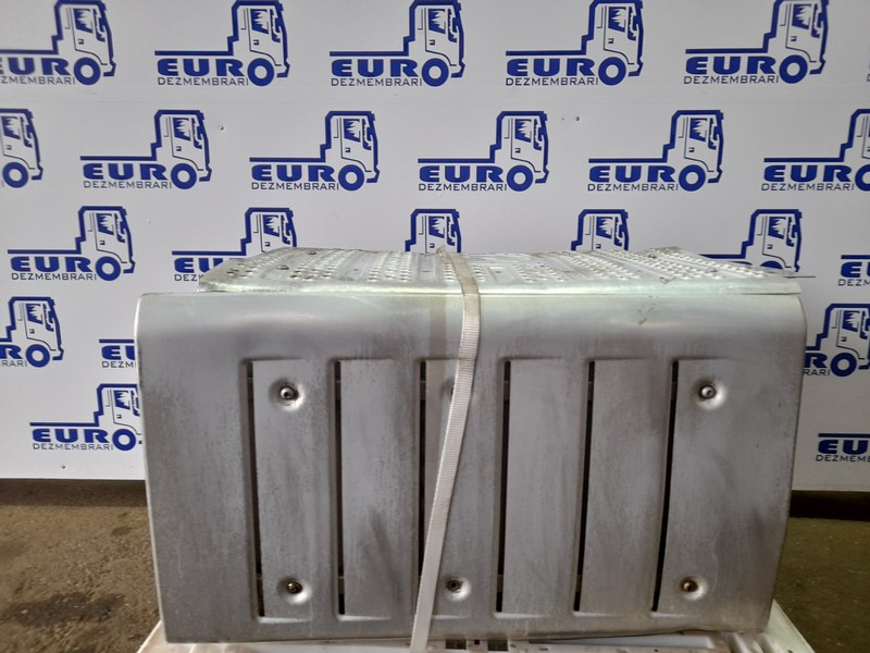 CATALIZATOR MERCEDES ACTROS MP4 E6 A0044907612, A0034907812 - Каталитички конвертор за Камион: слика 1 CATALIZATOR MERCEDES ACTROS MP4 E6 A0044907612, A0034907812 - Каталитички конвертор за Камион: слика 1