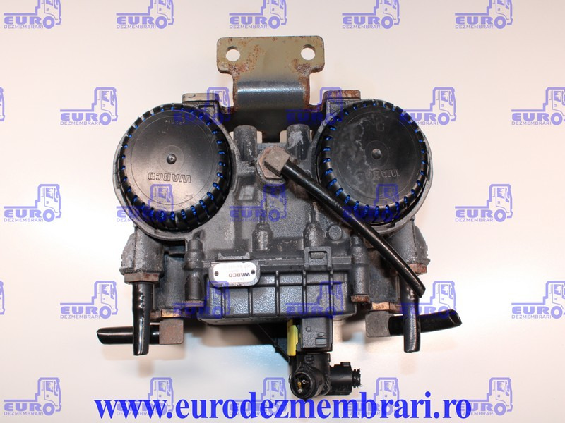 SUPAPA MODULATOR EBS AXA SPATE DAF XF106 1867002, 4801061050, 1818332 - Кочионен вентил за Камион: слика 2 SUPAPA MODULATOR EBS AXA SPATE DAF XF106 1867002, 4801061050, 1818332 - Кочионен вентил за Камион: слика 2