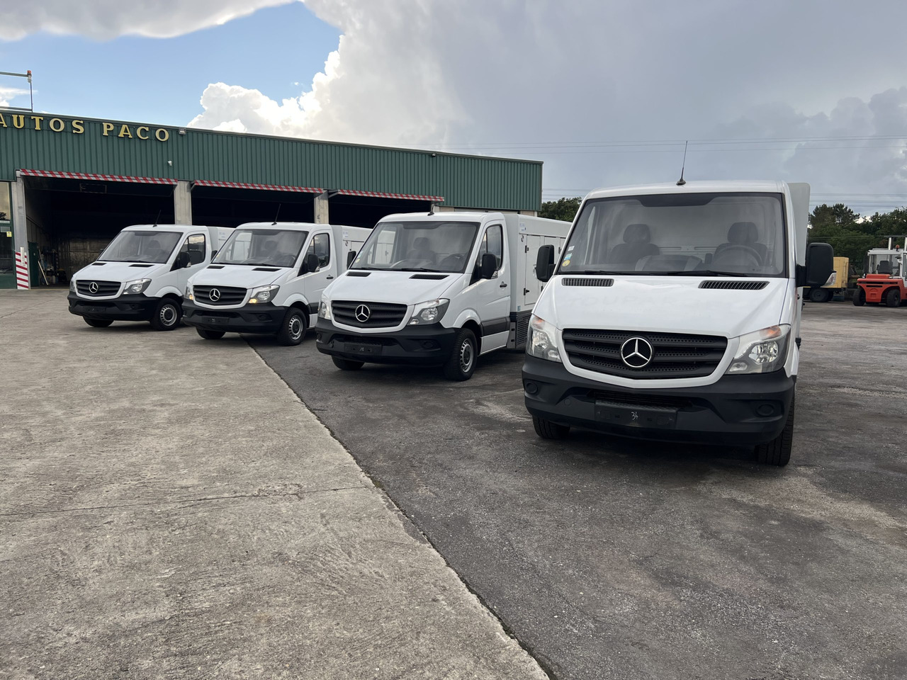 Комбе ладилник FUROGON HELADERO CON PLACAS MERCEDES Y IVECO: слика 11 Комбе ладилник FUROGON HELADERO CON PLACAS MERCEDES Y IVECO: слика 11