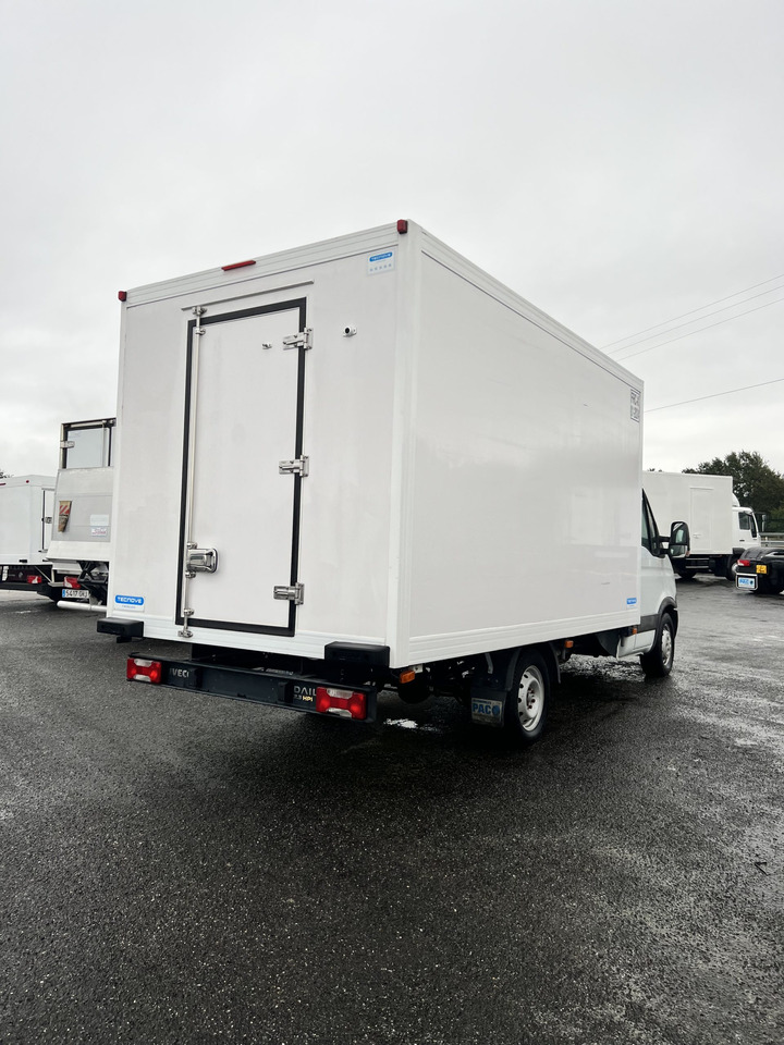 IVECO FRIGORIFICO - Комбе ладилник: слика 2 IVECO FRIGORIFICO - Комбе ладилник: слика 2