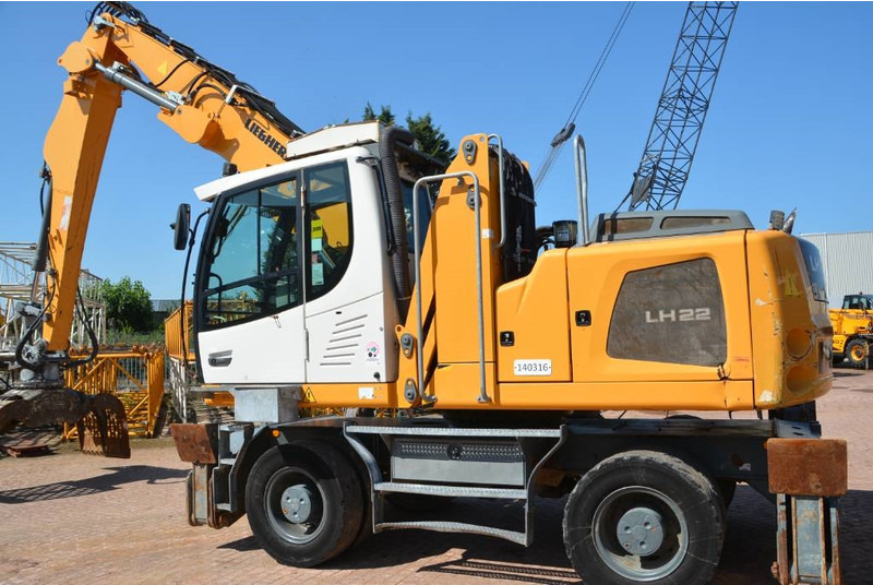 Liebherr LH 22 M - Справувач со отпад/ Индустрија: слика 3 Liebherr LH 22 M - Справувач со отпад/ Индустрија: слика 3