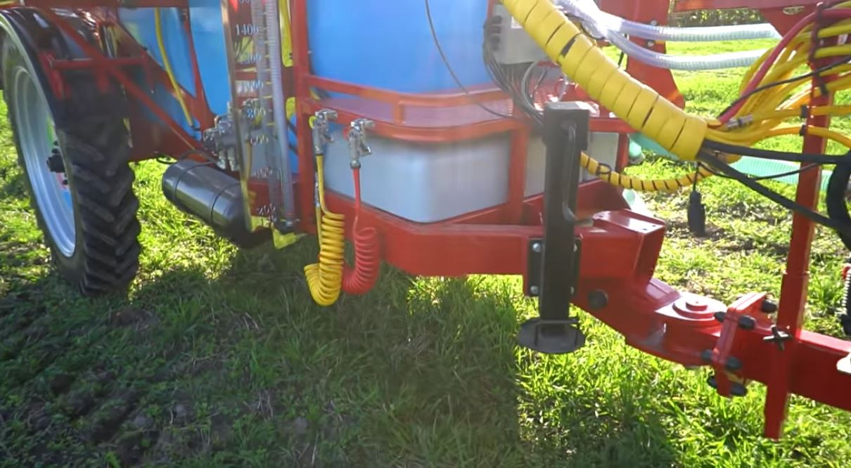 Biardzki Opryskiwacz 3000l /21 Hydropak / Sprayer 3000l /21 Hydropak/Feldspritze 3000l /21m Hydropak /Опрыскиватель 3000л /21м Гидропак/ - Стазен распрскувач: слика 4 Biardzki Opryskiwacz 3000l /21 Hydropak / Sprayer 3000l /21 Hydropak/Feldspritze 3000l /21m Hydropak /Опрыскиватель 3000л /21м Гидропак/ - Стазен распрскувач: слика 4