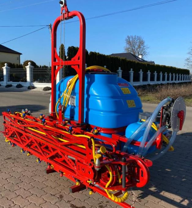 Biardzki Opryskiwacz zawieszany 400 l / Sprayer / Sprüher / - Распрскувач монтиран на трактор: слика 2 Biardzki Opryskiwacz zawieszany 400 l / Sprayer / Sprüher / - Распрскувач монтиран на трактор: слика 2