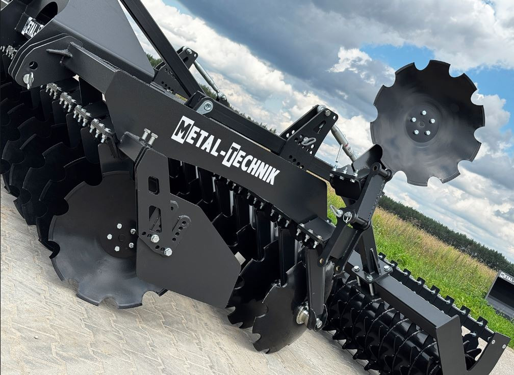 METAL-TECHNIK Brona talerzowa 2,7 m / Scheibenegge / дисковая борона / disc harrow - Ситнач со дискови: слика 3 METAL-TECHNIK Brona talerzowa 2,7 m / Scheibenegge / дисковая борона / disc harrow - Ситнач со дискови: слика 3