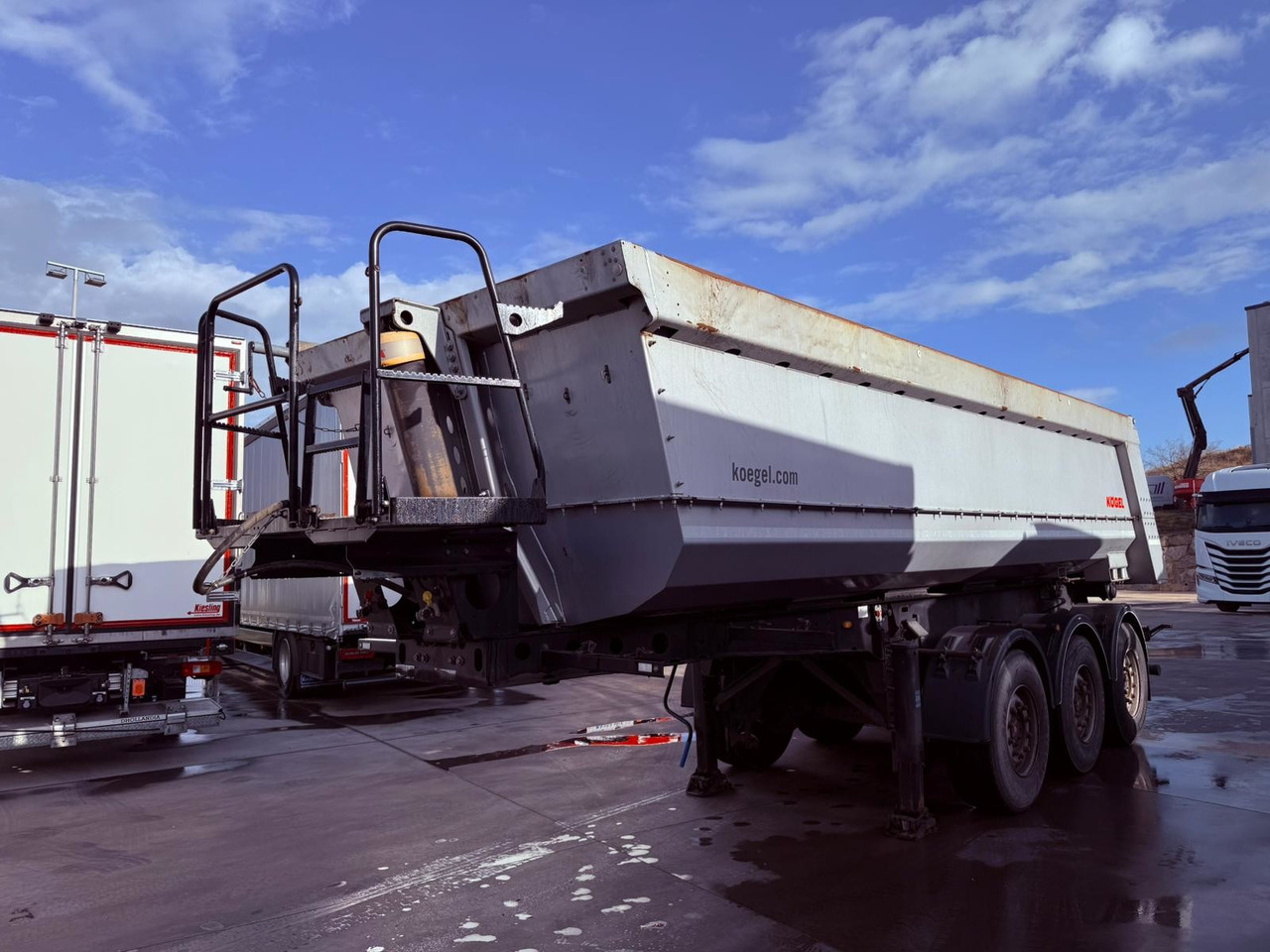 KOGEL SKM24 (Bathtub) - Кипер полуприколка: слика 1 KOGEL SKM24 (Bathtub) - Кипер полуприколка: слика 1