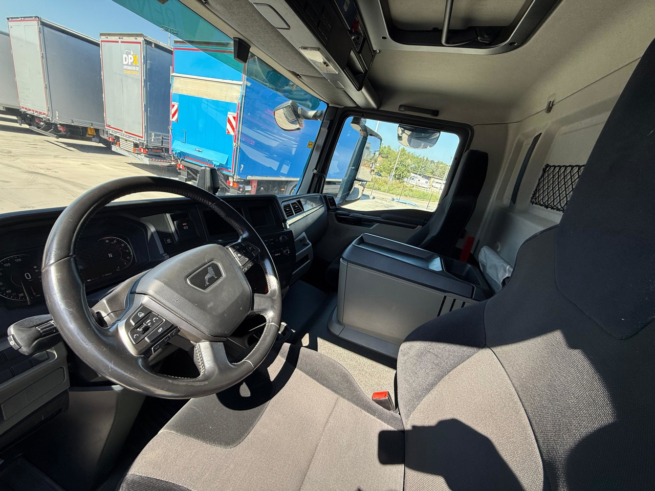 MAN 8.190 BL TGL E6 (Tauliner) - Камион со церада: слика 5 MAN 8.190 BL TGL E6 (Tauliner) - Камион со церада: слика 5