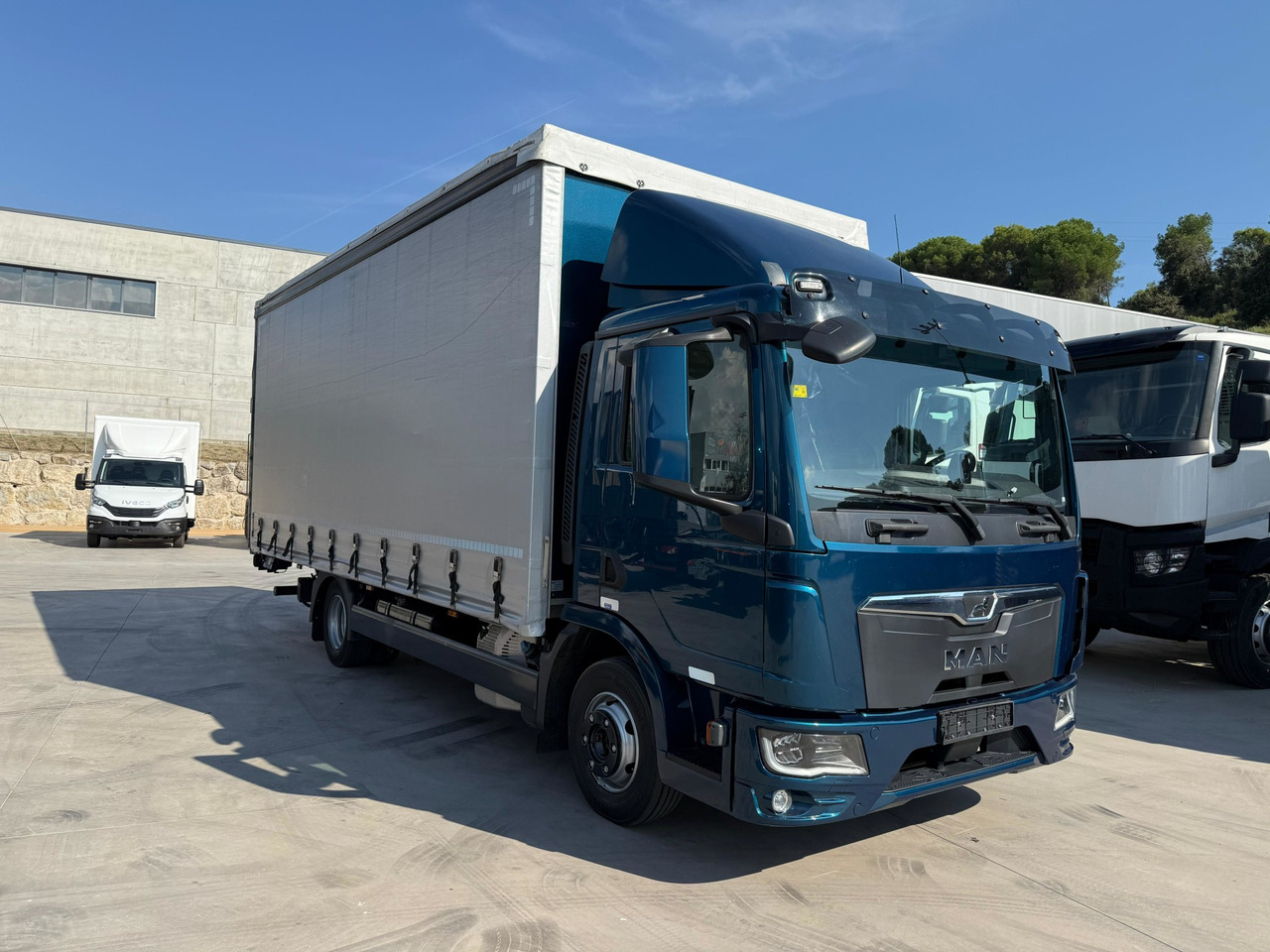MAN 8.190 BL TGL E6 (Tauliner) - Камион со церада: слика 2 MAN 8.190 BL TGL E6 (Tauliner) - Камион со церада: слика 2