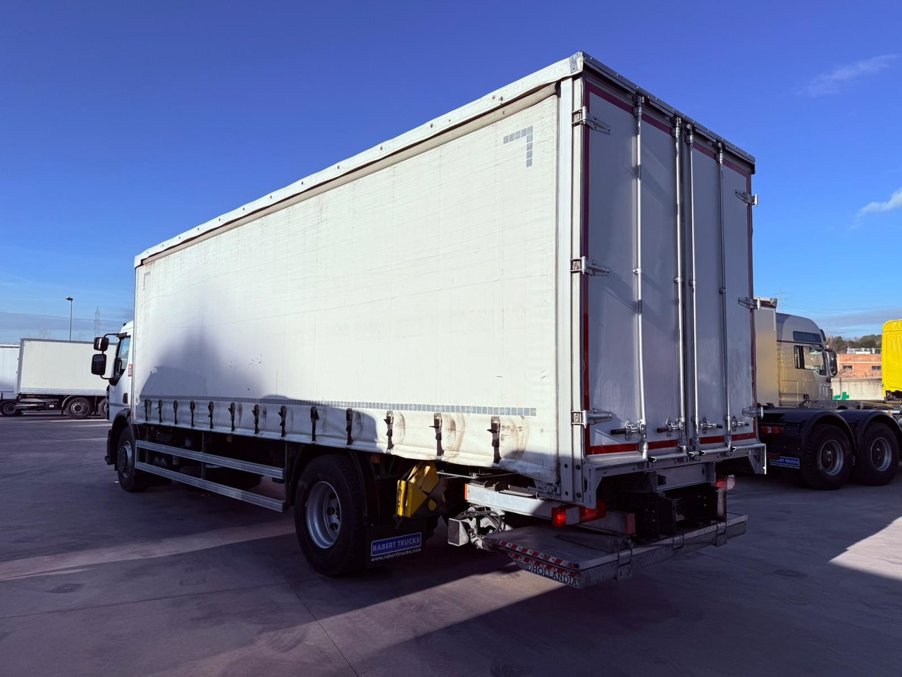 RENAULT D19.280 E6 (Tauliner) - Камион со церада: слика 4 RENAULT D19.280 E6 (Tauliner) - Камион со церада: слика 4