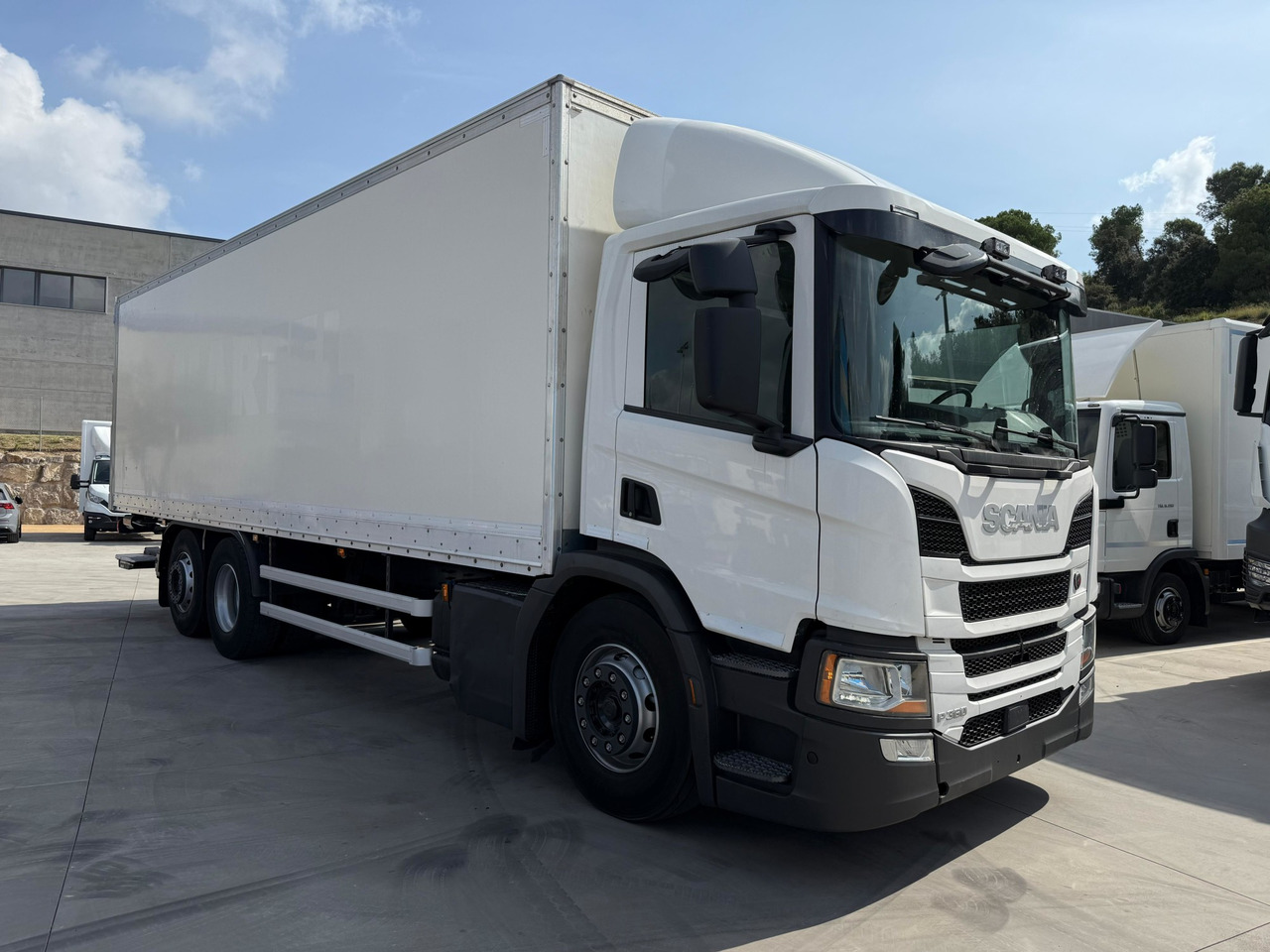 SCANIA P360 E6 (VAN) - Камион сандучар: слика 2 SCANIA P360 E6 (VAN) - Камион сандучар: слика 2