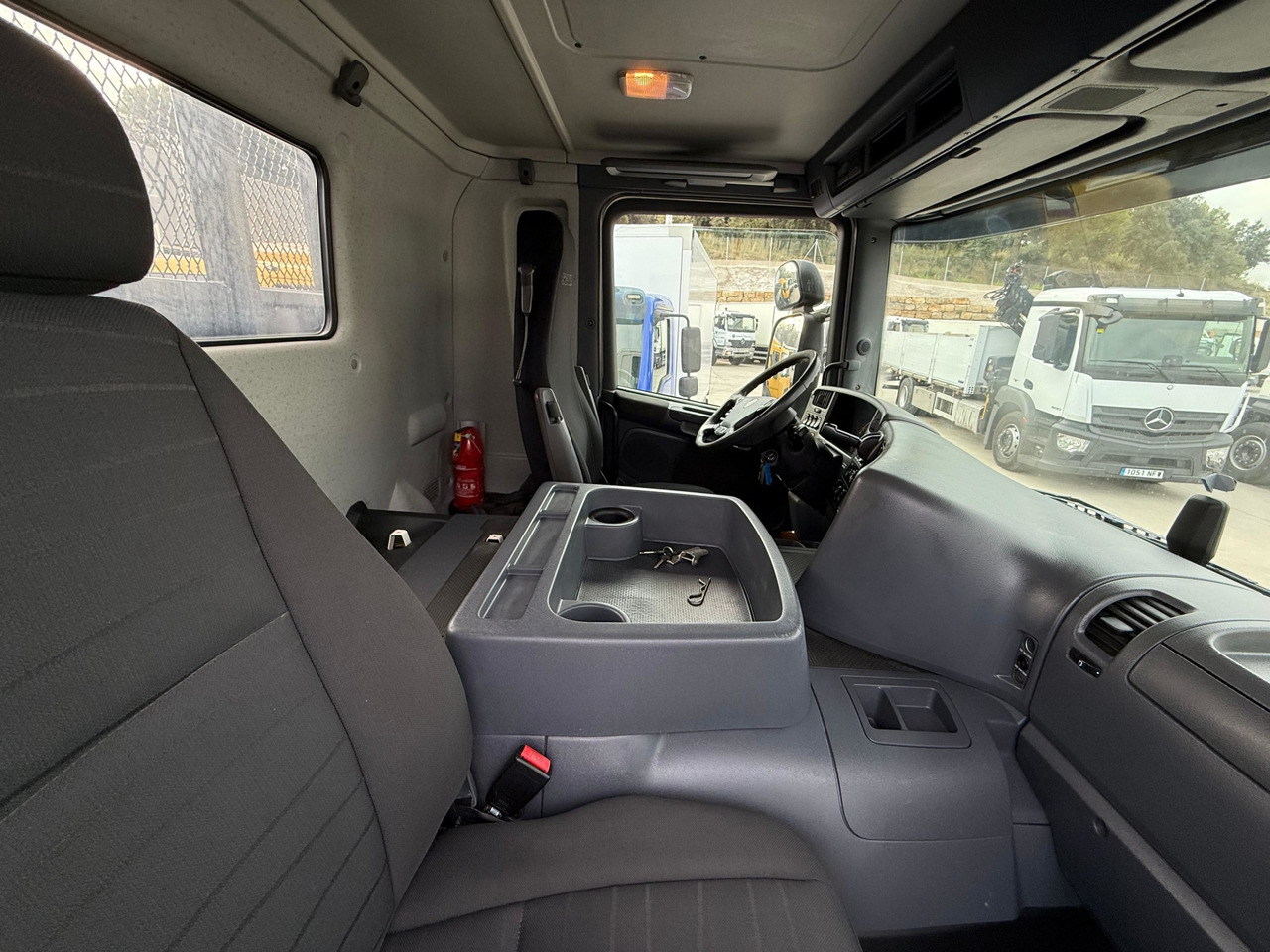 Автотранспортен камион SCANIA P410 E6 (Machinery Carrier): слика 11 Автотранспортен камион SCANIA P410 E6 (Machinery Carrier): слика 11