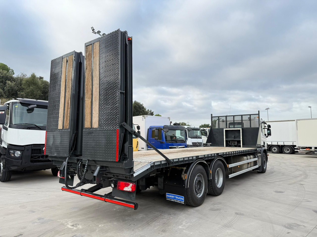 SCANIA P410 E6 (Platform) - Автотранспортен камион: слика 3 SCANIA P410 E6 (Platform) - Автотранспортен камион: слика 3