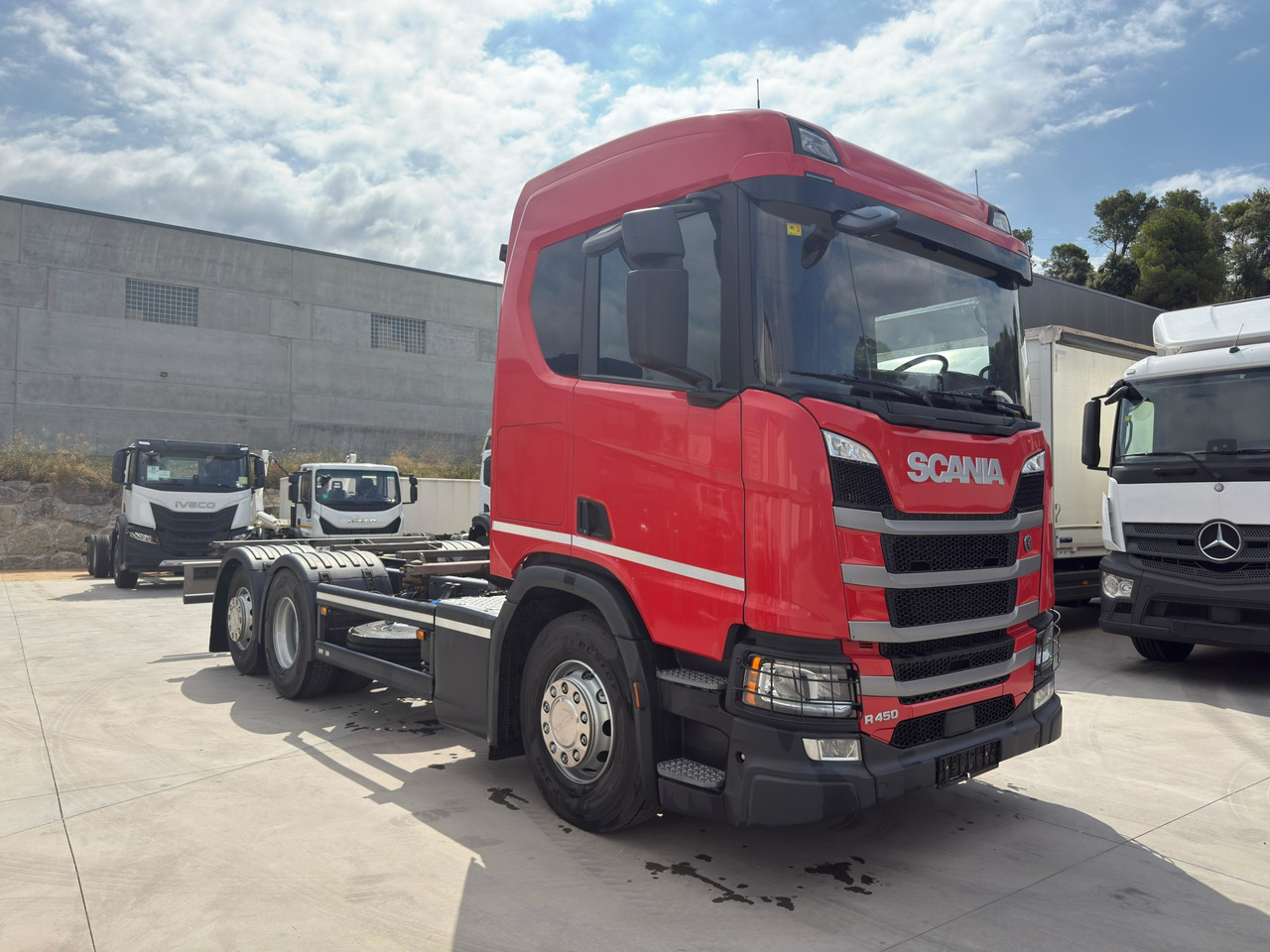 SCANIA R450 E6 (Chassis) - Камион со кабинска шасија: слика 2 SCANIA R450 E6 (Chassis) - Камион со кабинска шасија: слика 2