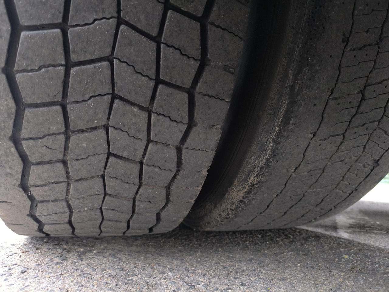 SCANIA R 500 A6x2NB - Камион влекач: слика 2 SCANIA R 500 A6x2NB - Камион влекач: слика 2