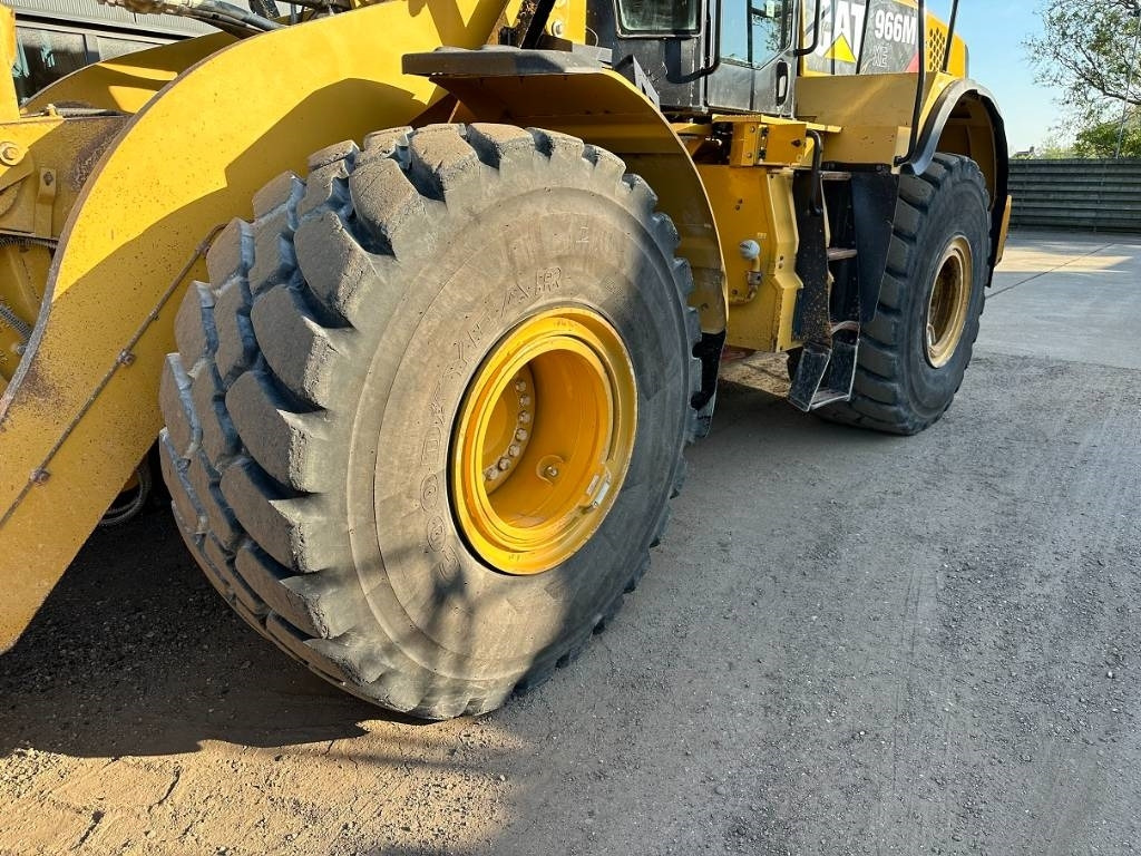 Натоварувач на тркала CAT 966 M: слика 7 Натоварувач на тркала CAT 966 M: слика 7