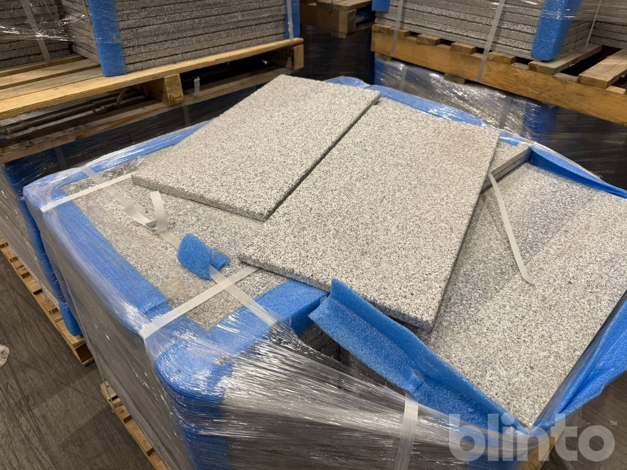 86,4 m2 - 600x300x20 mm - Алат/ Опрема: слика 1 86,4 m2 - 600x300x20 mm - Алат/ Опрема: слика 1