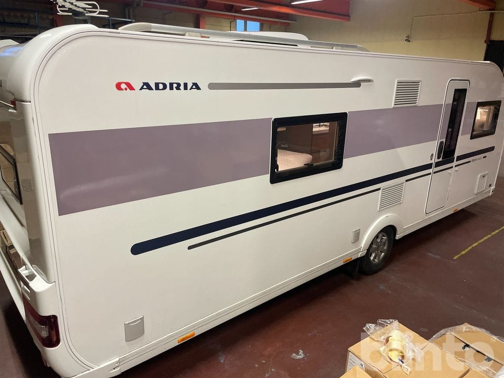 ADRIA Alpina 663 UK - Камп приколка: слика 3 ADRIA Alpina 663 UK - Камп приколка: слика 3