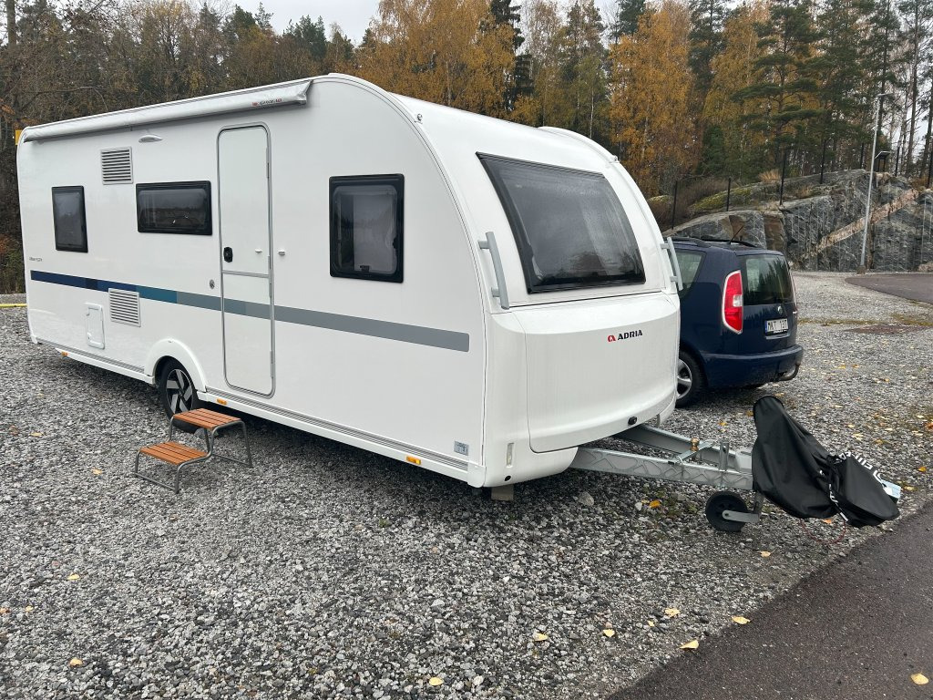 Adria 552 PK - Камп приколка: слика 1 Adria 552 PK - Камп приколка: слика 1