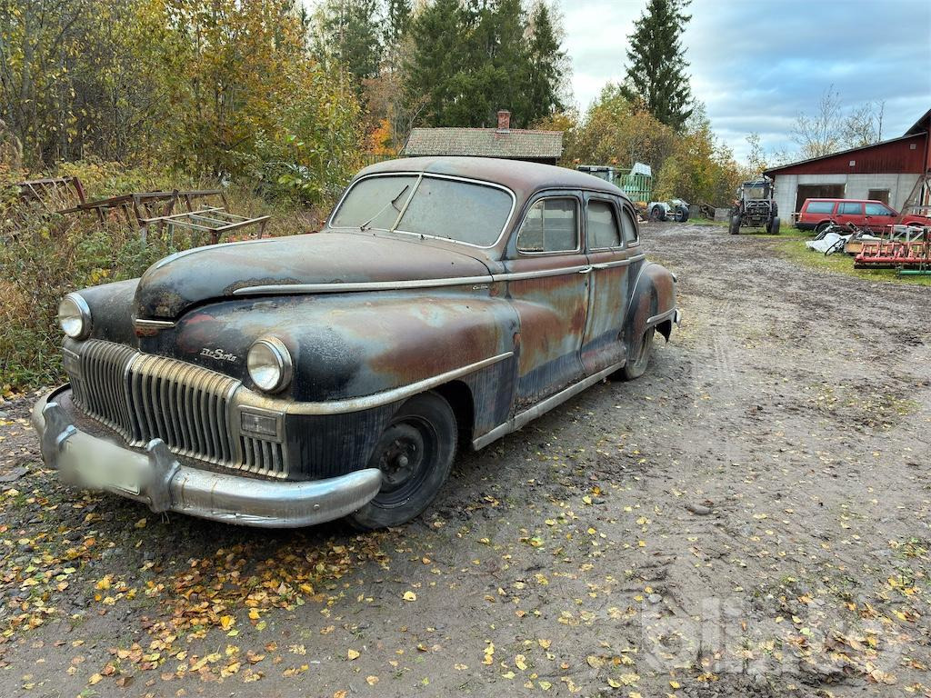 DE SOTO CUSTOM SEDAN renoveringsobjekt - Автомобил: слика 1 DE SOTO CUSTOM SEDAN renoveringsobjekt - Автомобил: слика 1