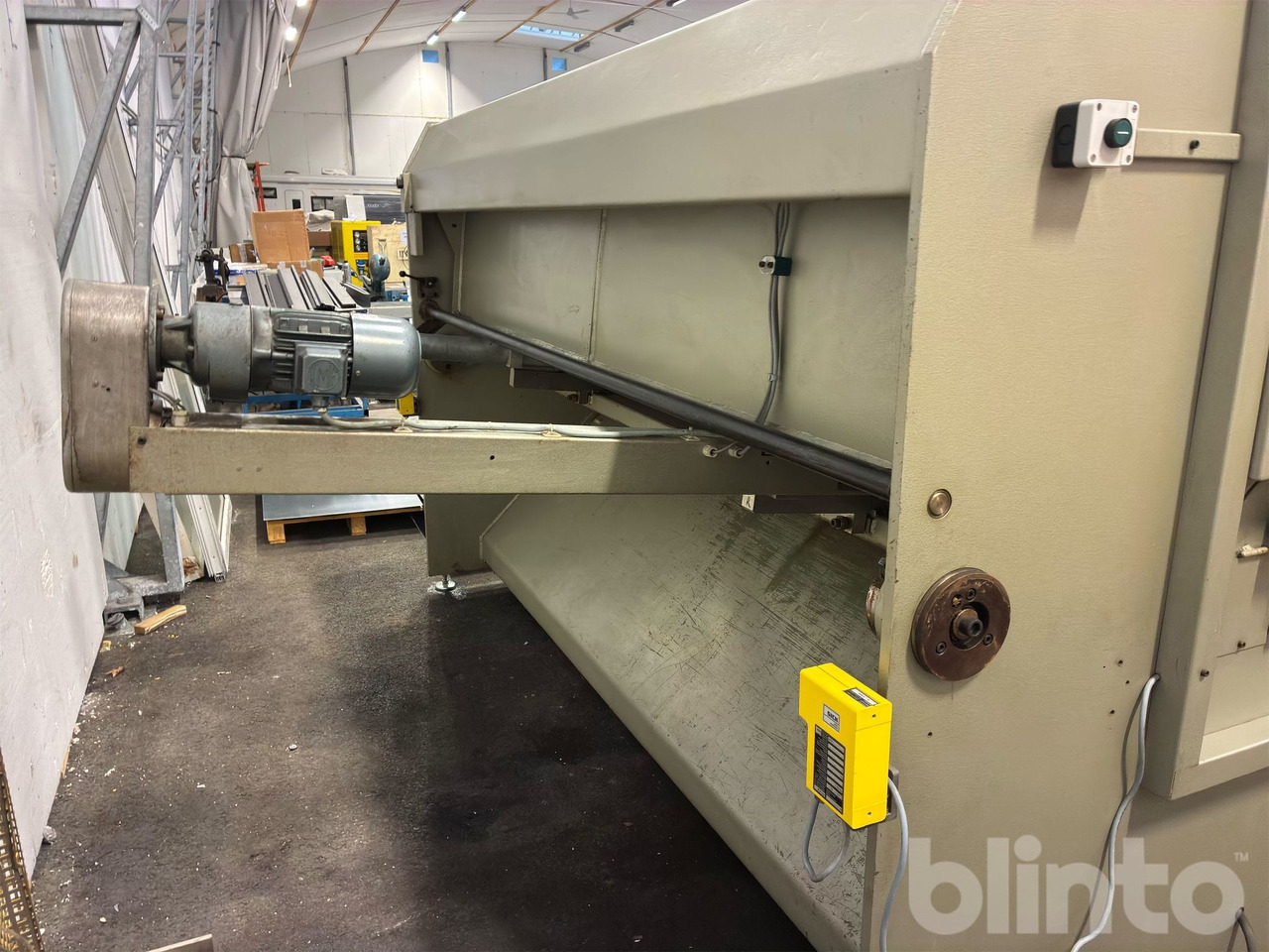 Darley 2500x4 - Машински алат: слика 3 Darley 2500x4 - Машински алат: слика 3