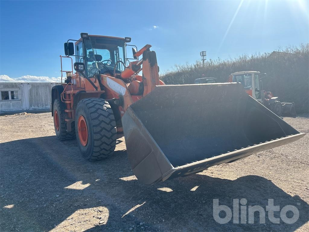 Doosan DL 300 (2012) - Натоварувач на тркала: слика 2 Doosan DL 300 (2012) - Натоварувач на тркала: слика 2