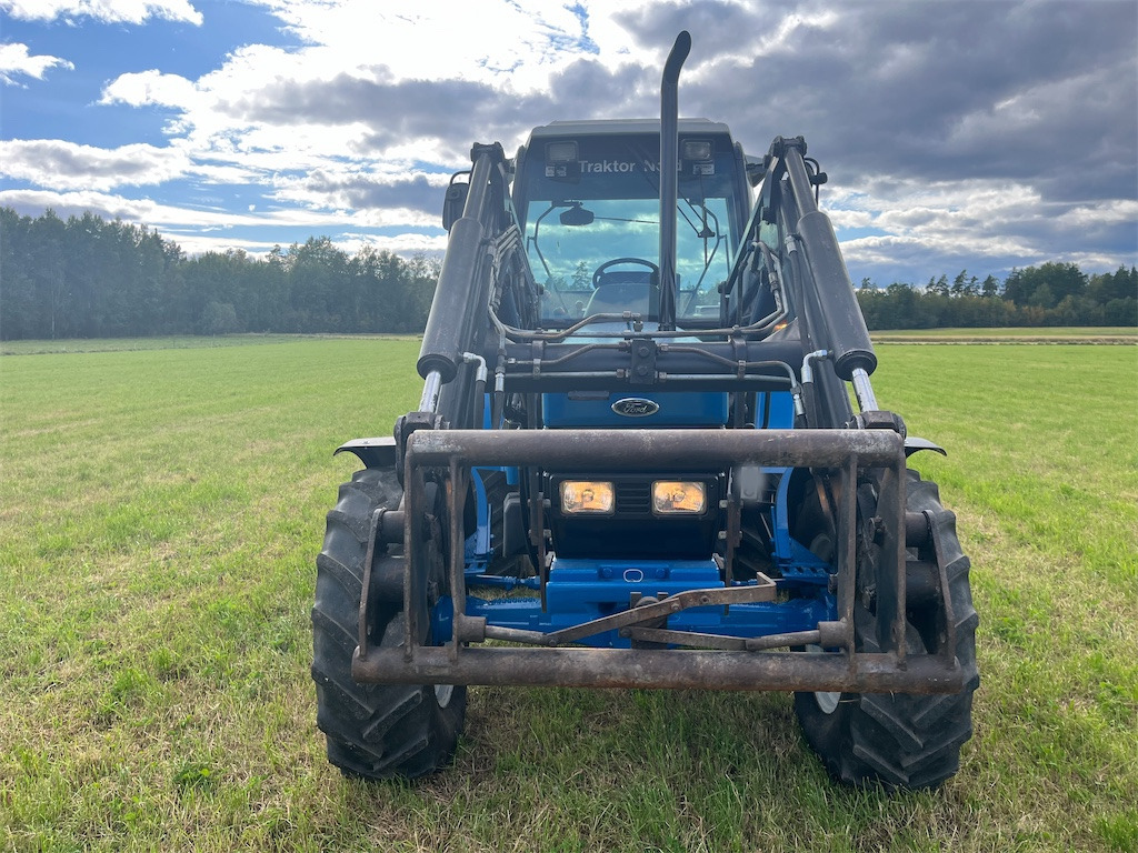 FORD 5640 4WD SLE - Трактор: слика 3 FORD 5640 4WD SLE - Трактор: слика 3
