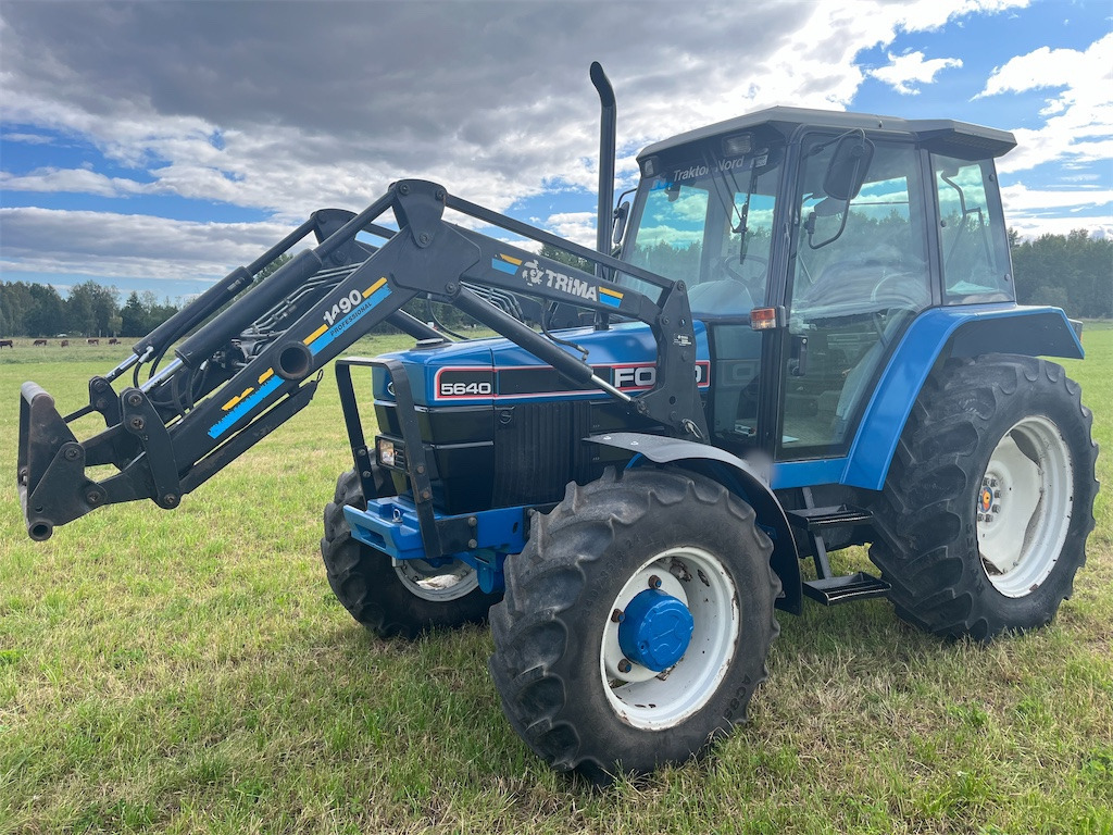 FORD 5640 4WD SLE - Трактор: слика 1 FORD 5640 4WD SLE - Трактор: слика 1