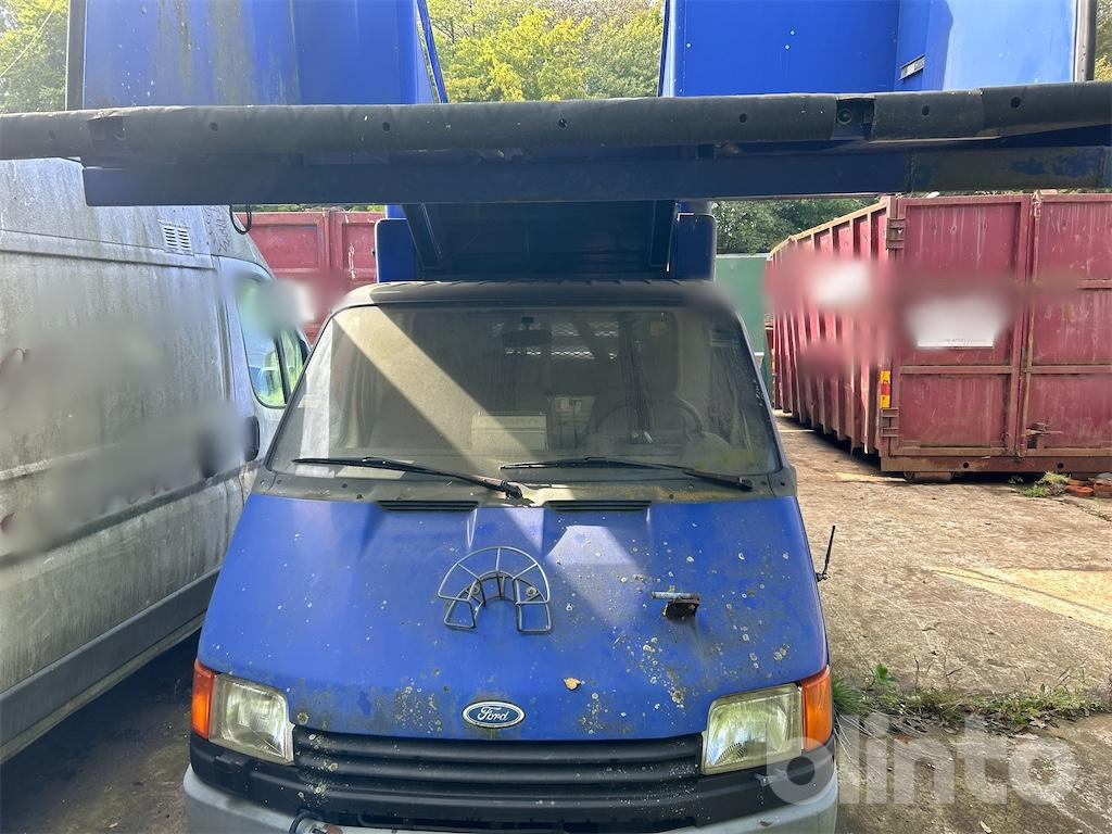 Ford Transit - Патничка скала: слика 3 Ford Transit - Патничка скала: слика 3