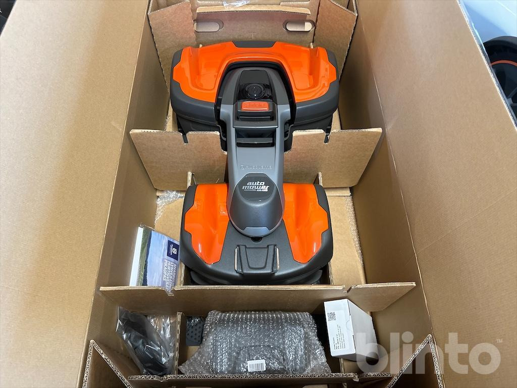 Husqvarna Automower - Градинарска косилка: слика 1 Husqvarna Automower - Градинарска косилка: слика 1