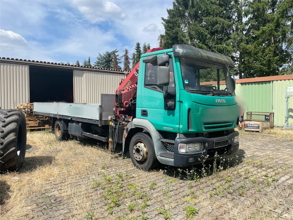 Iveco Eurocargo 120E28 - Камион со платформа, Камион со кран: слика 2 Iveco Eurocargo 120E28 - Камион со платформа, Камион со кран: слика 2