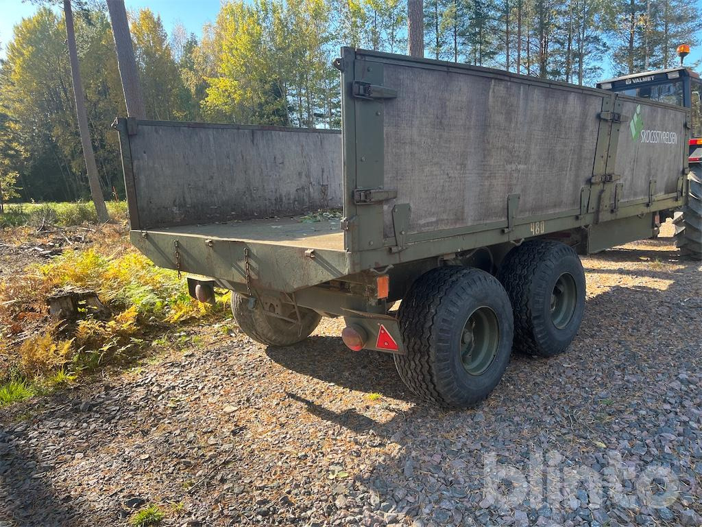 Земјоделска приколка за истурање/ Истурач KMA 10000kg: слика 6