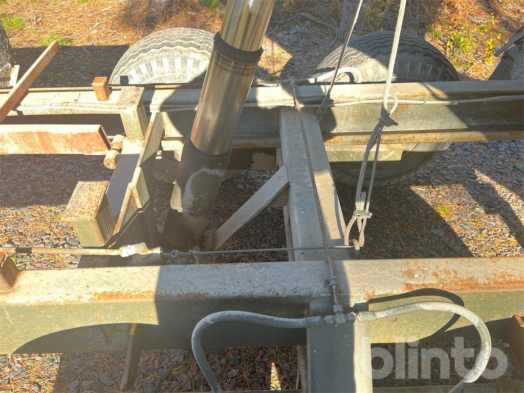 Земјоделска приколка за истурање/ Истурач KMA 10000kg: слика 16