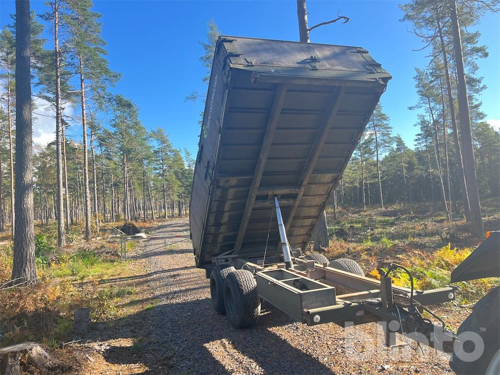 Земјоделска приколка за истурање/ Истурач KMA 10000kg: слика 18