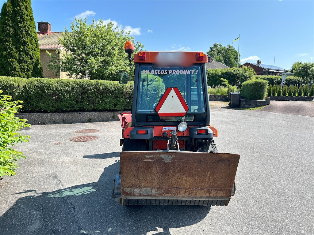 KUBOTA STV 36 med plog och spridare - Мини трактор: слика 4 KUBOTA STV 36 med plog och spridare - Мини трактор: слика 4