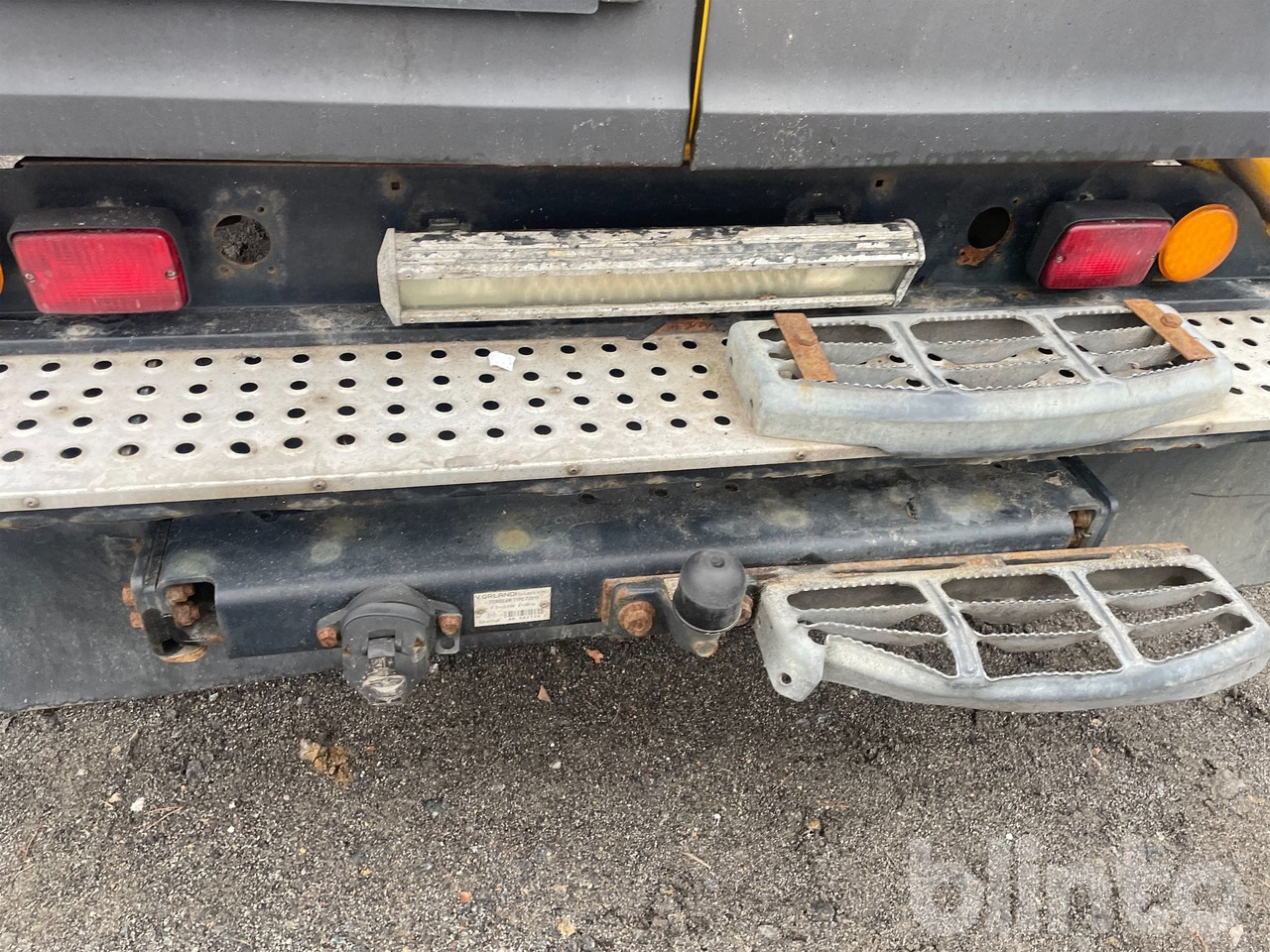 Камион IVECO DAILY: слика 23 Камион IVECO DAILY: слика 23