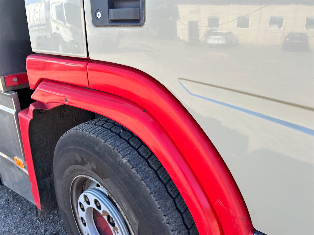 Камион VOLVO FM-400 6X4: слика 27
