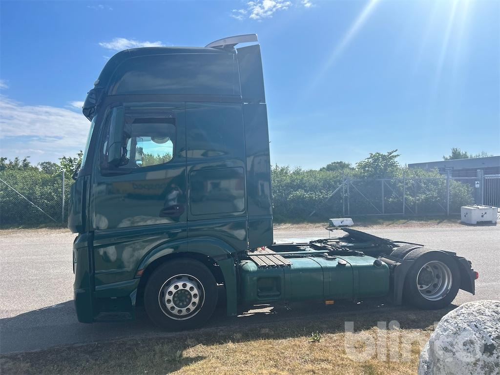 MERCEDES-BENZ Actros - Камион влекач: слика 1 MERCEDES-BENZ Actros - Камион влекач: слика 1