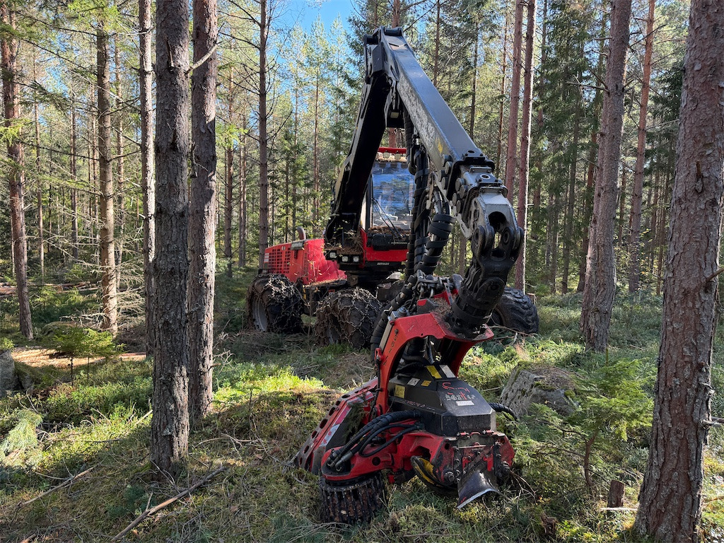 Komatsu 901TX.1 - Шумски жнеач: слика 3 Komatsu 901TX.1 - Шумски жнеач: слика 3