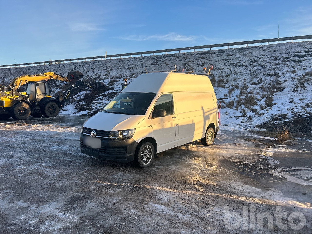 VOLKSWAGEN, Transporter 4M - Комбе: слика 1 VOLKSWAGEN, Transporter 4M - Комбе: слика 1