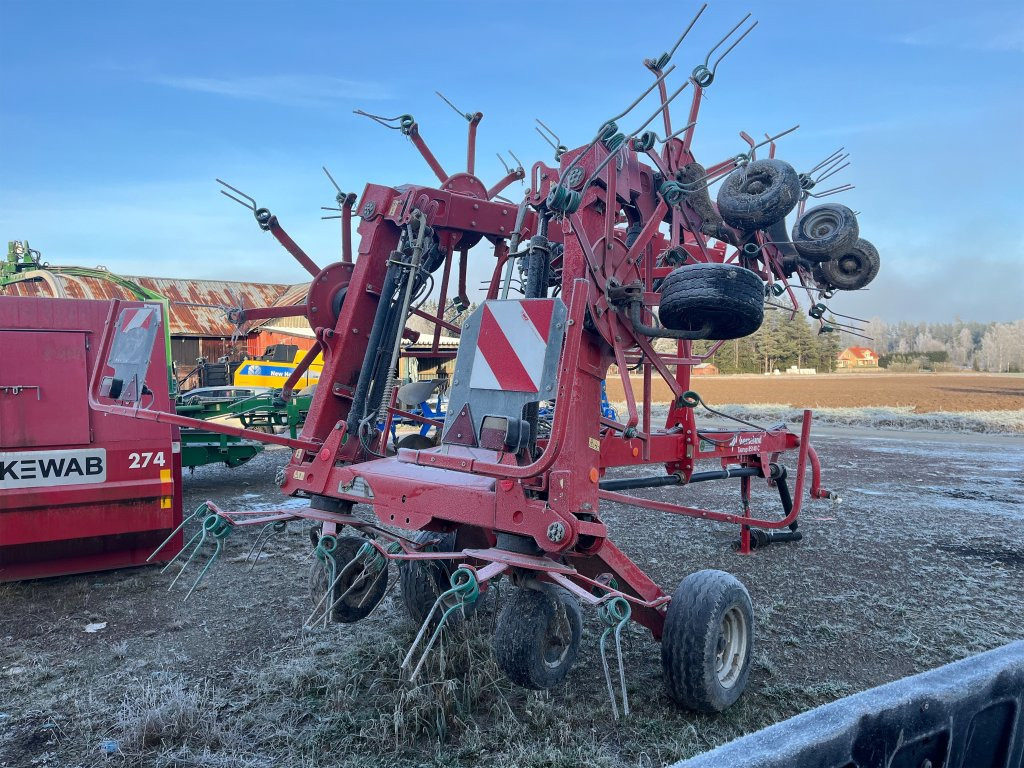 Kverneland Taarup 85140C - Превртувач и гребло: слика 5 Kverneland Taarup 85140C - Превртувач и гребло: слика 5